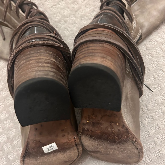 Freebird Coal boots - Picture 5 of 6